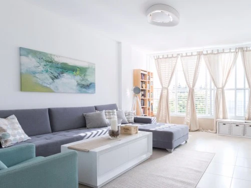 שיפוץ בהפתעה: מהפך בארבעה ימים לבית בהרצליה