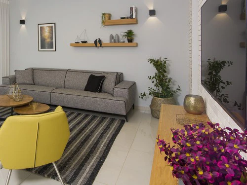 זיכרונות אורבניים קלילים: עיצוב לדירת קבלן בנס ציונה