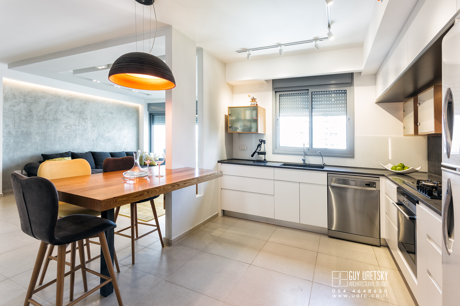 תיכנון ועיצוב דירת חמישה חדרים בגני תקווה