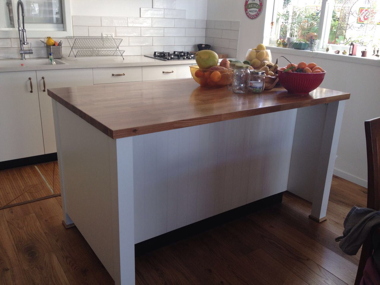 מיטבחים ופינות אוכל