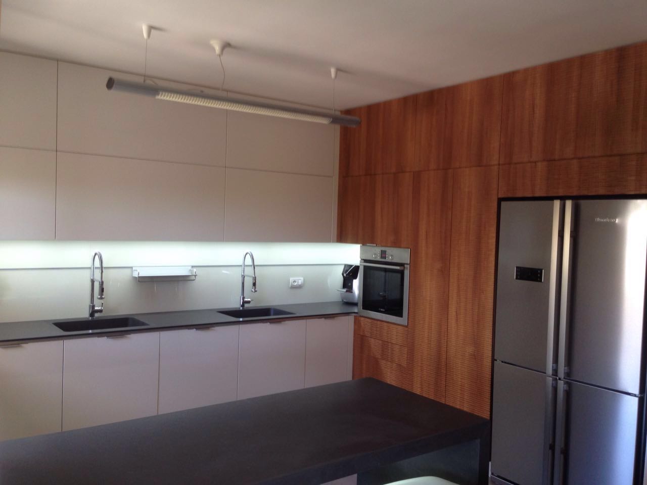 מיטבחים ופינות אוכל