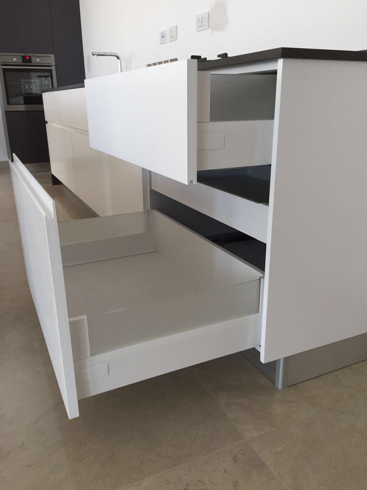 מיטבחים ופינות אוכל