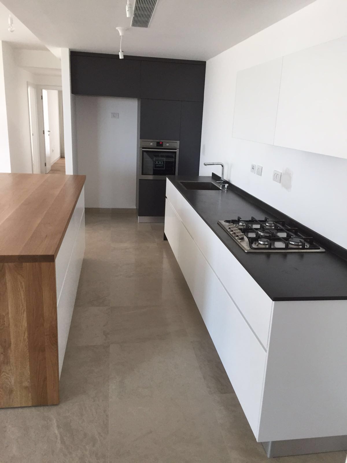 מיטבחים ופינות אוכל