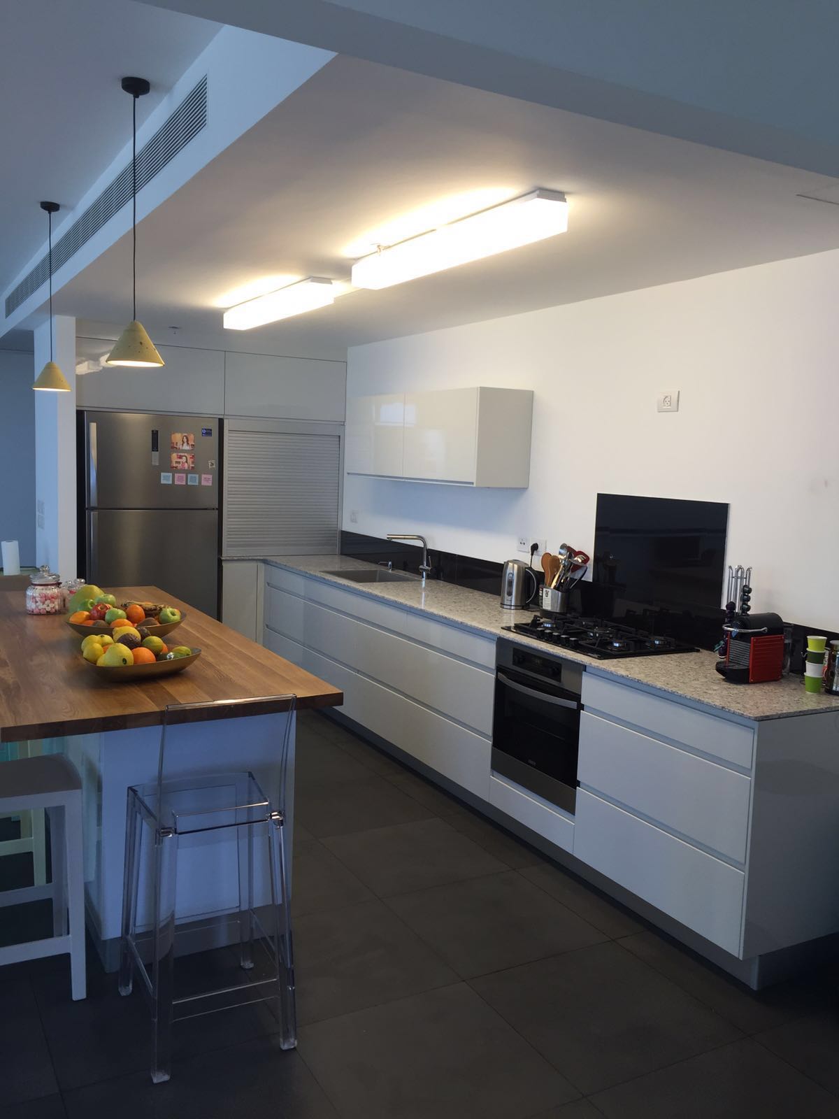 מיטבחים ופינות אוכל