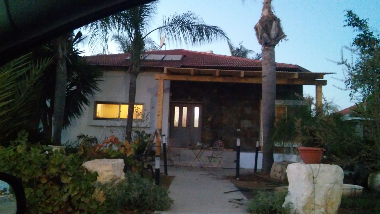 פרגולות ודקים