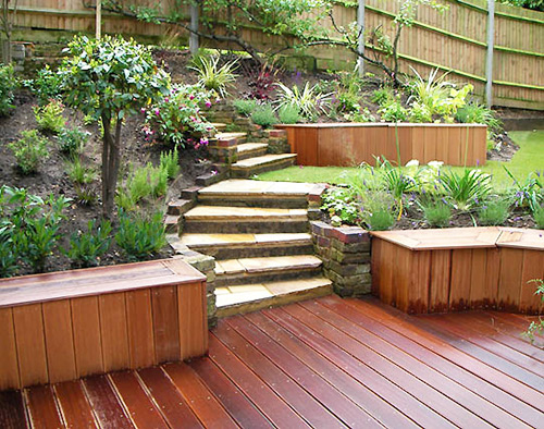 צילום מעבודה של מי השרון - הכל עץ