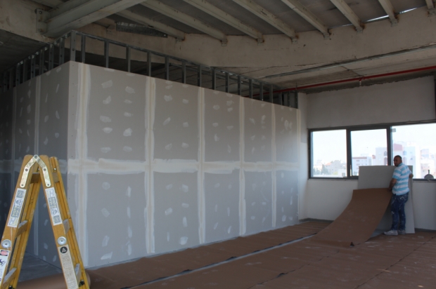 ×§××¨××ª ××ª×§×¨××ª ×××¡ ××× ×××