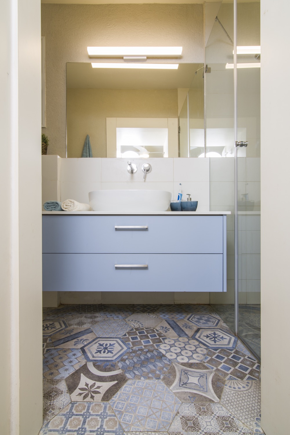 עיצוב פנים והום סטיילינג לדירה