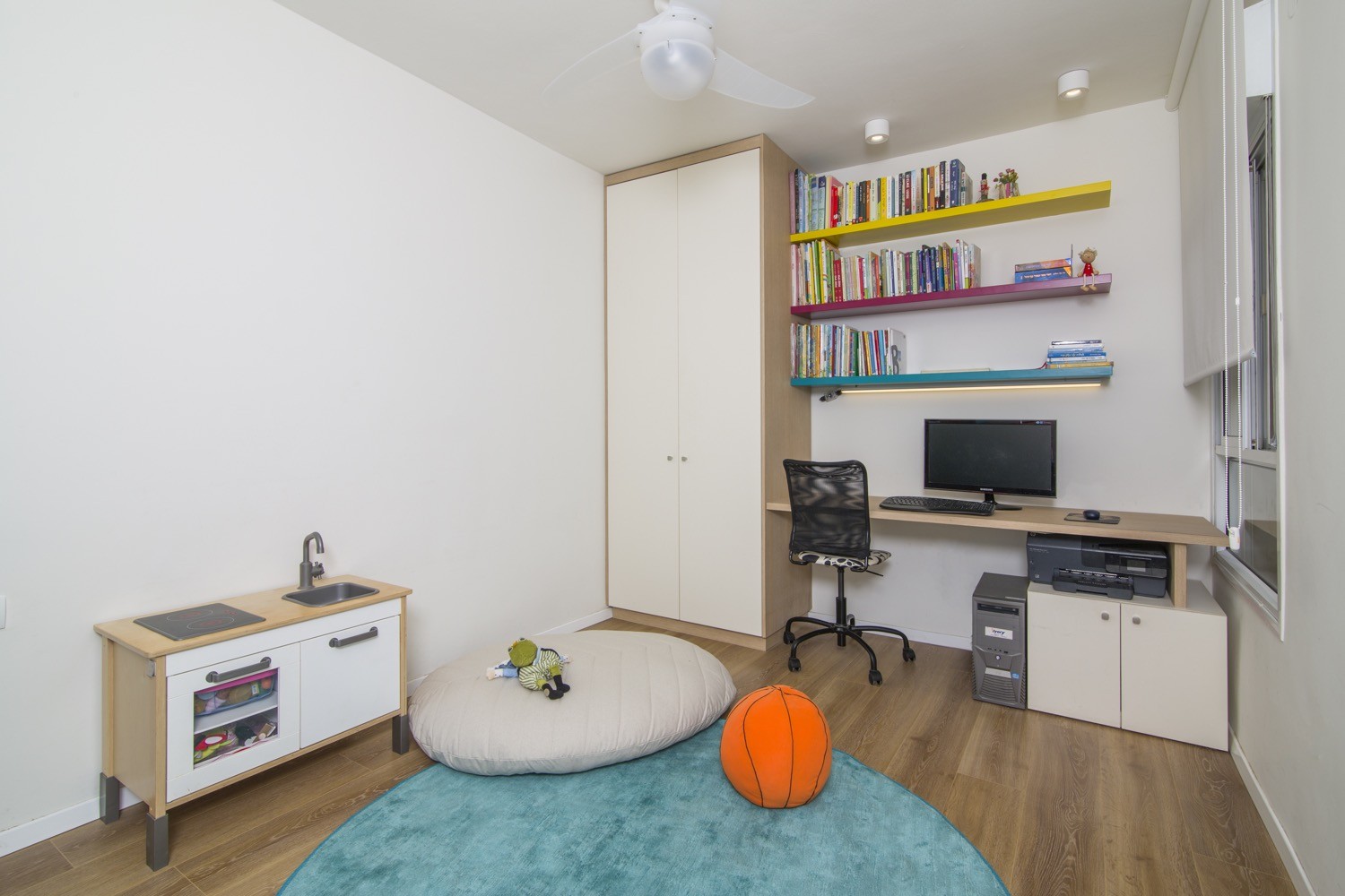 עיצוב פנים והום סטיילינג לדירה