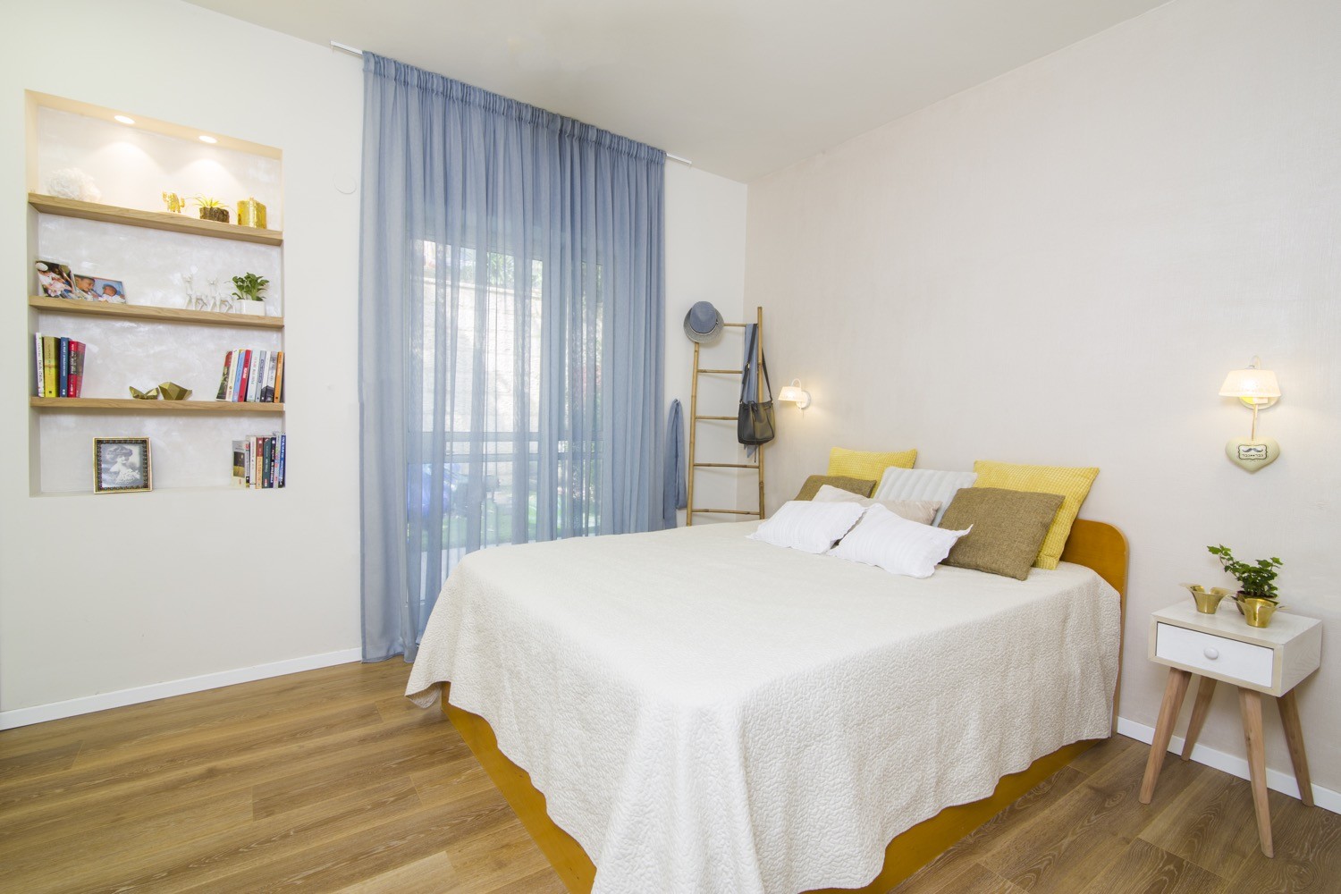 עיצוב פנים והום סטיילינג לדירה