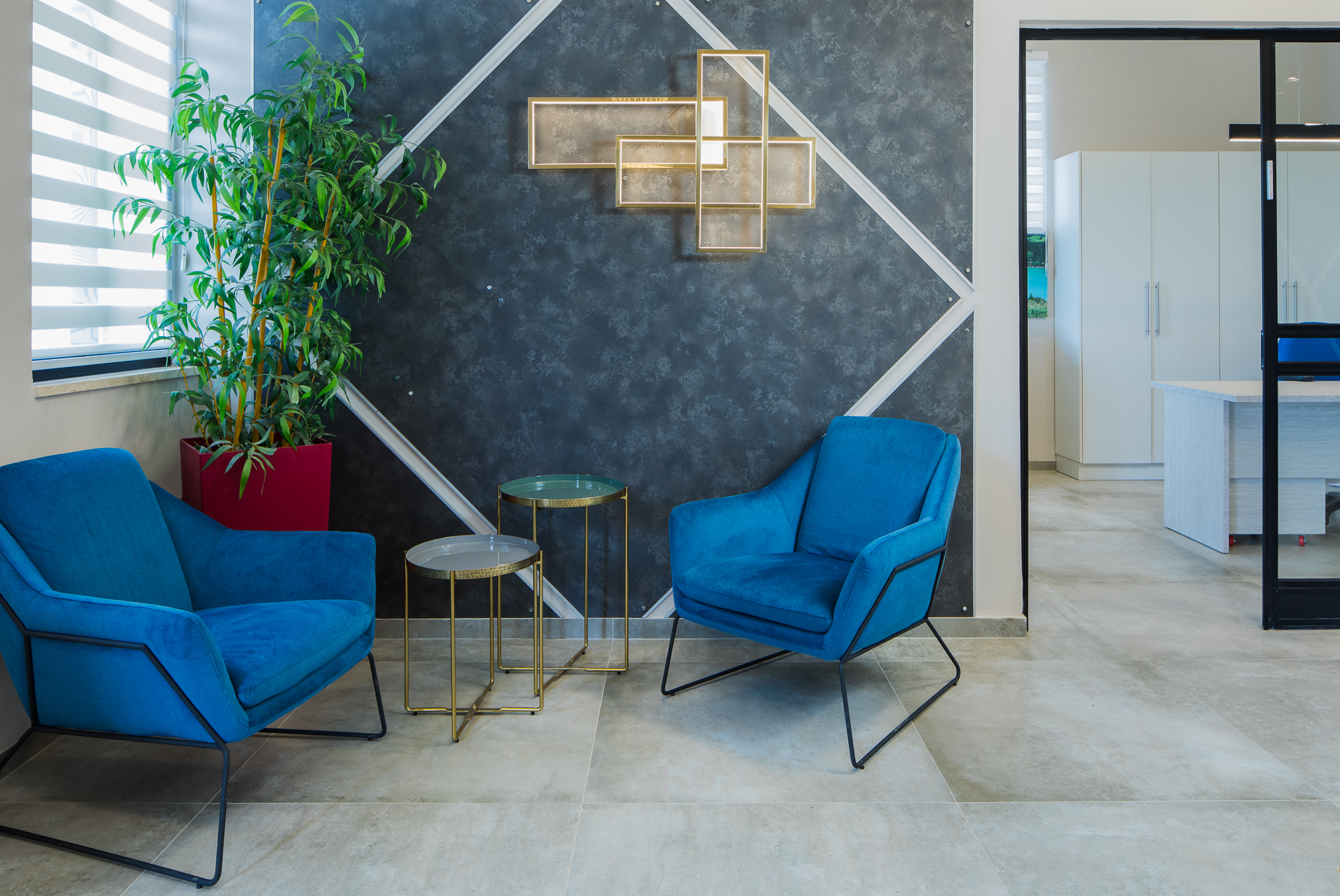 ××©×¨× ××××× × ××××