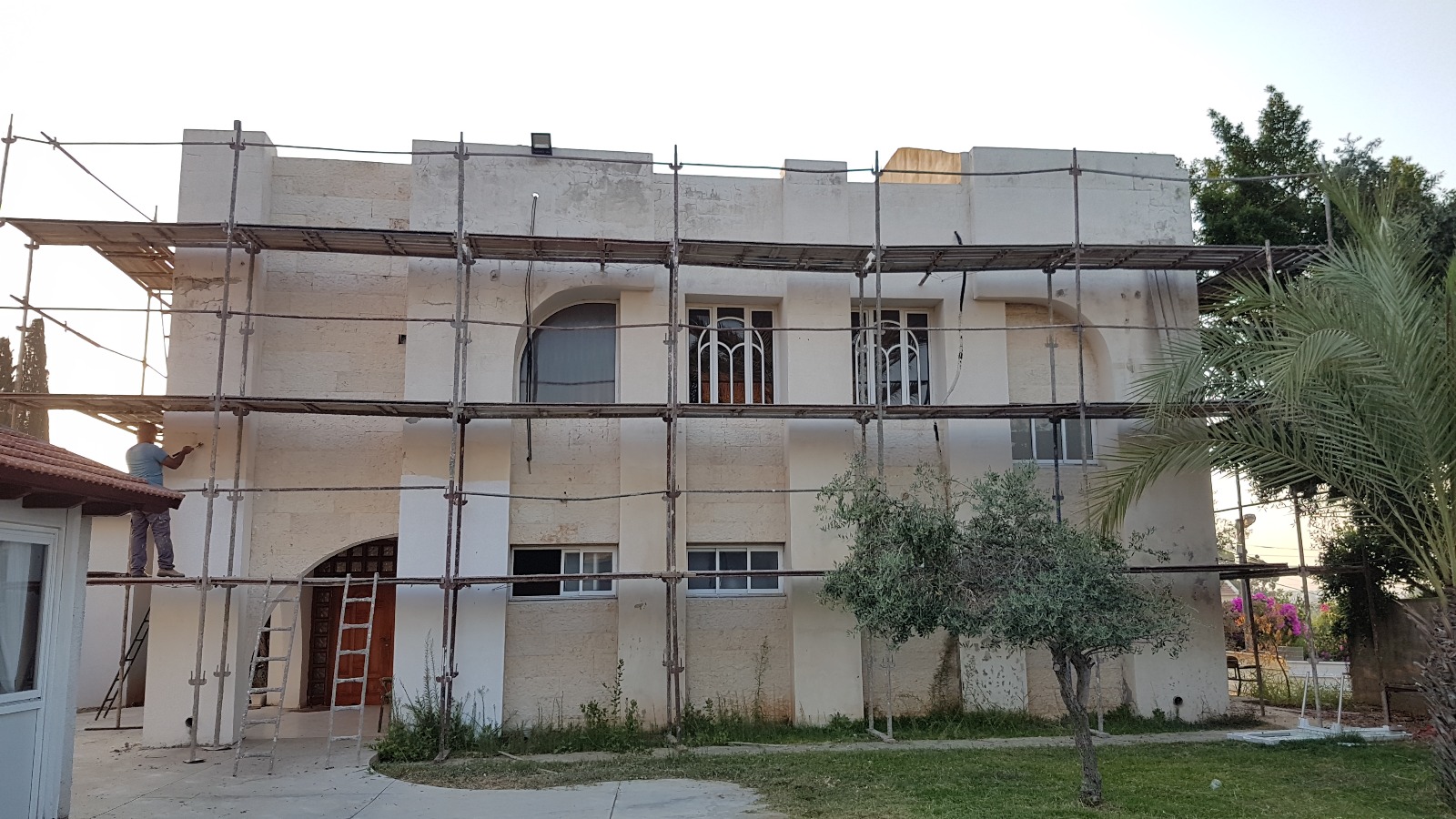 שיפוץ חיצוני לבתים פרטיים, בניינים ומבנים ציבוריים