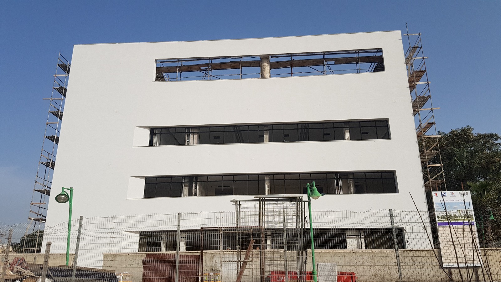 שיפוץ חיצוני לבתים פרטיים, בניינים ומבנים ציבוריים