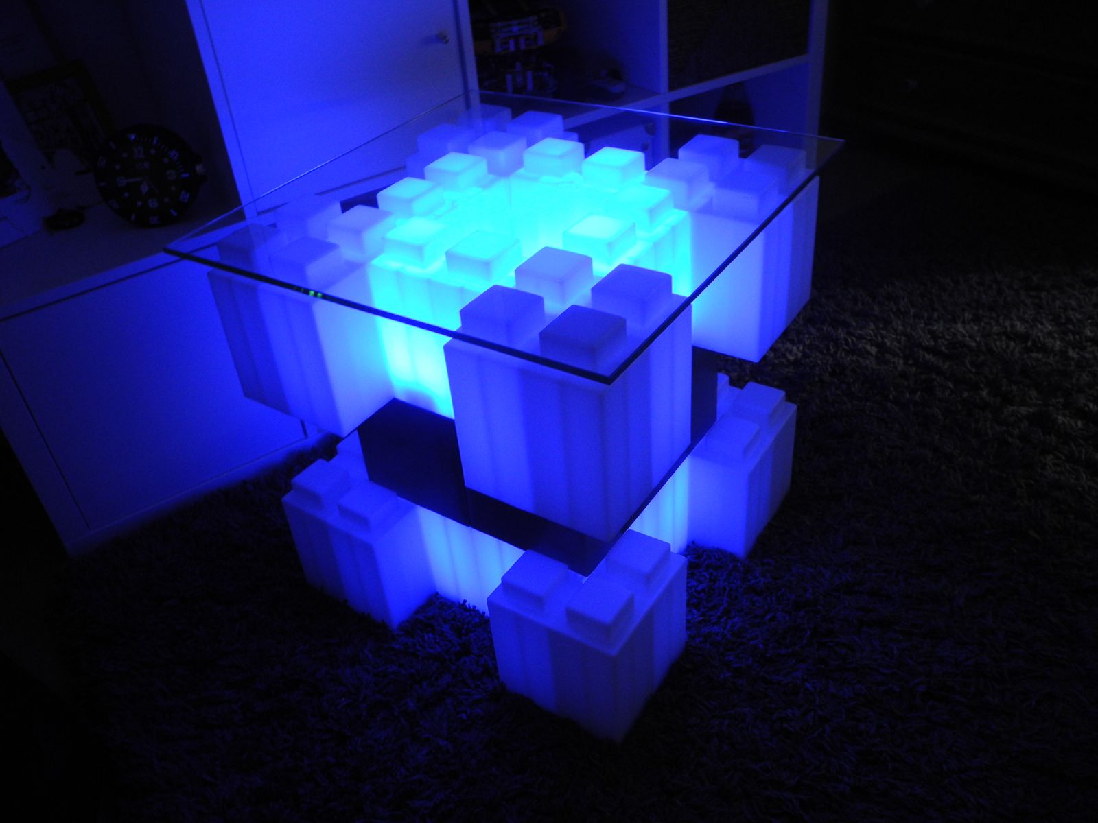 ×©×××× ××¦××¨×ª ××× ×¢× ××©×× ××××××ª