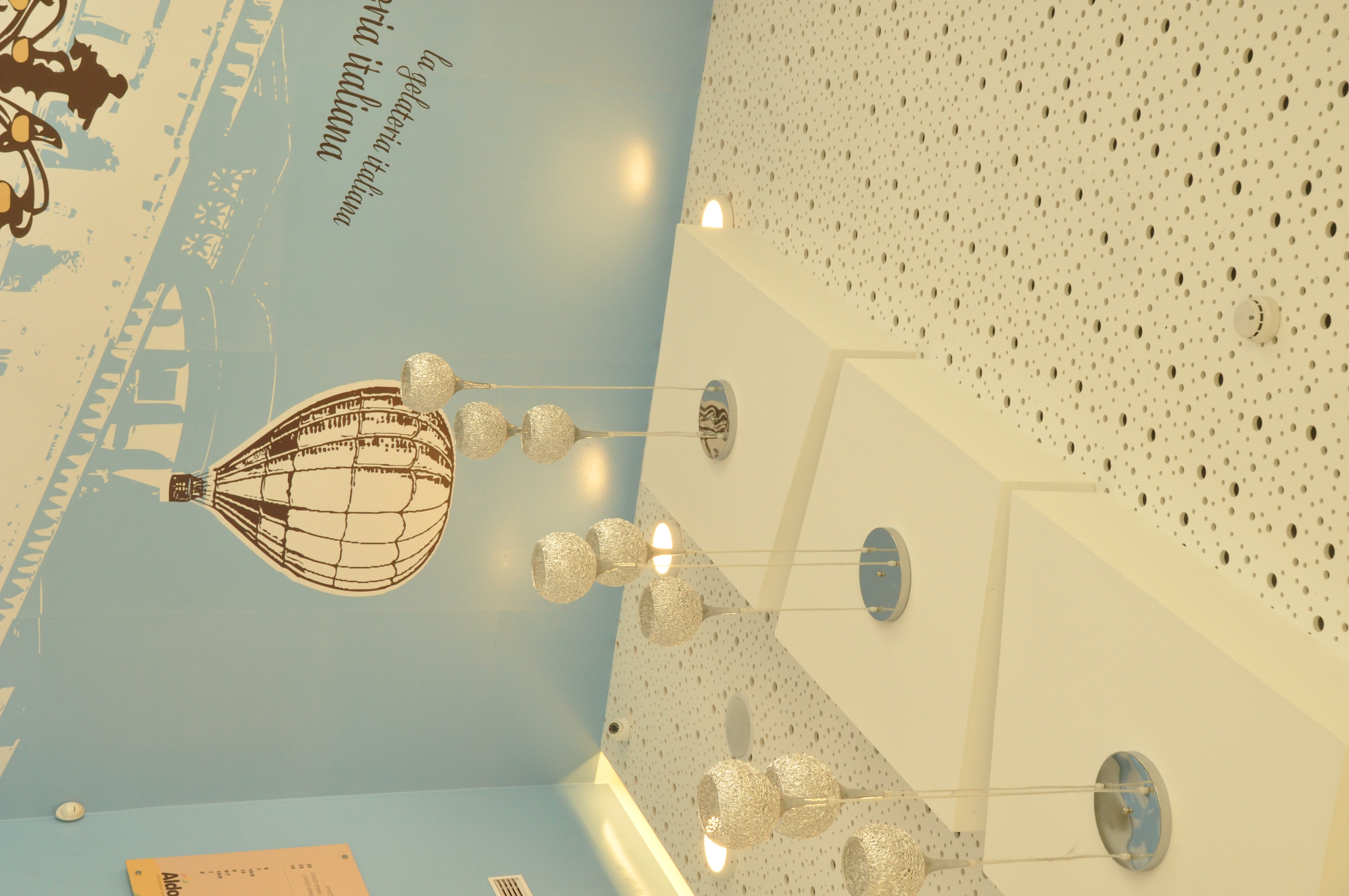 תכנון ועיצוב פנים לסניף אלדו ירושלים