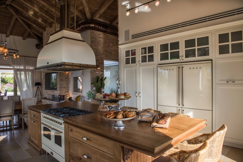 ×¢×¥ ×××§×× ×©×ש ×××××