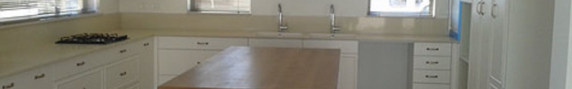 צילום מעבודה של עצקו נגרות