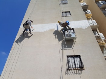 עבודות בגובה ושיפוץ בניינים