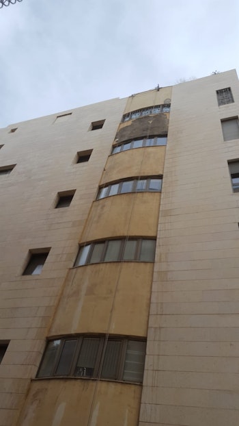 עבודות בגובה ושיפוץ בניינים