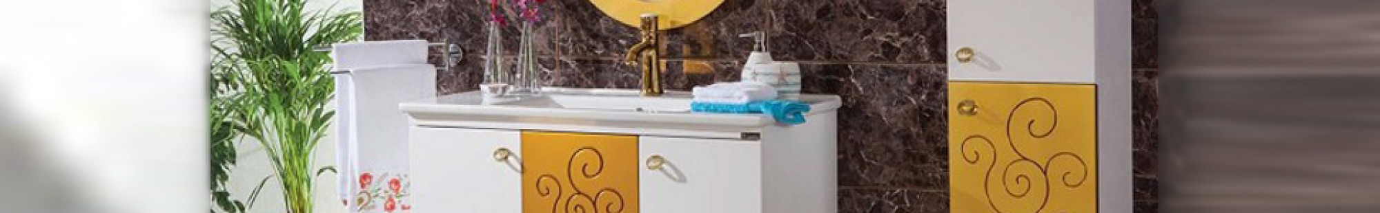 צילום מעבודה של עיר הדלתות