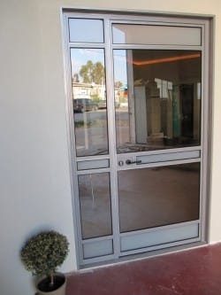 דלתות אלומיניום