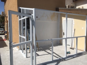 דלתות אלומיניום