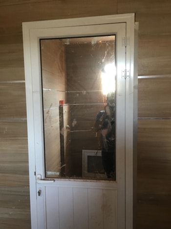 דלתות אלומיניום