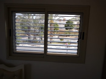 חלונות אלומיניום