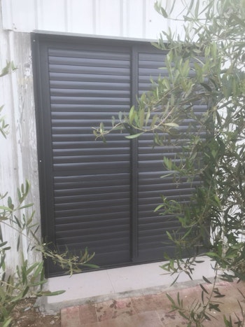 חלונות אלומיניום