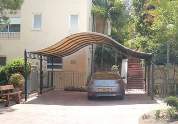 עבודות בעץ ומתכת