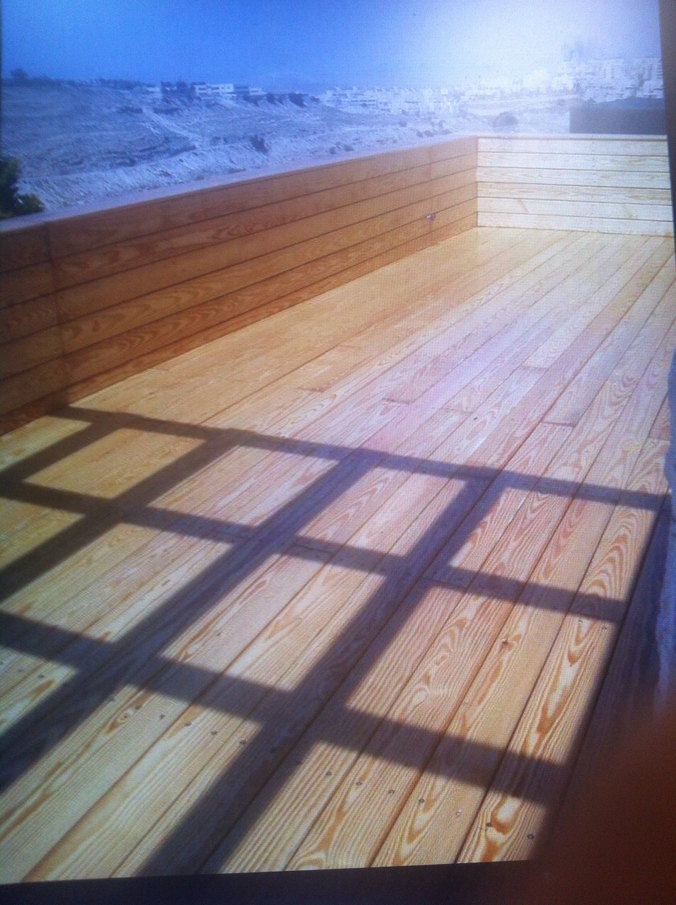 עבודות עץ ומסגרות