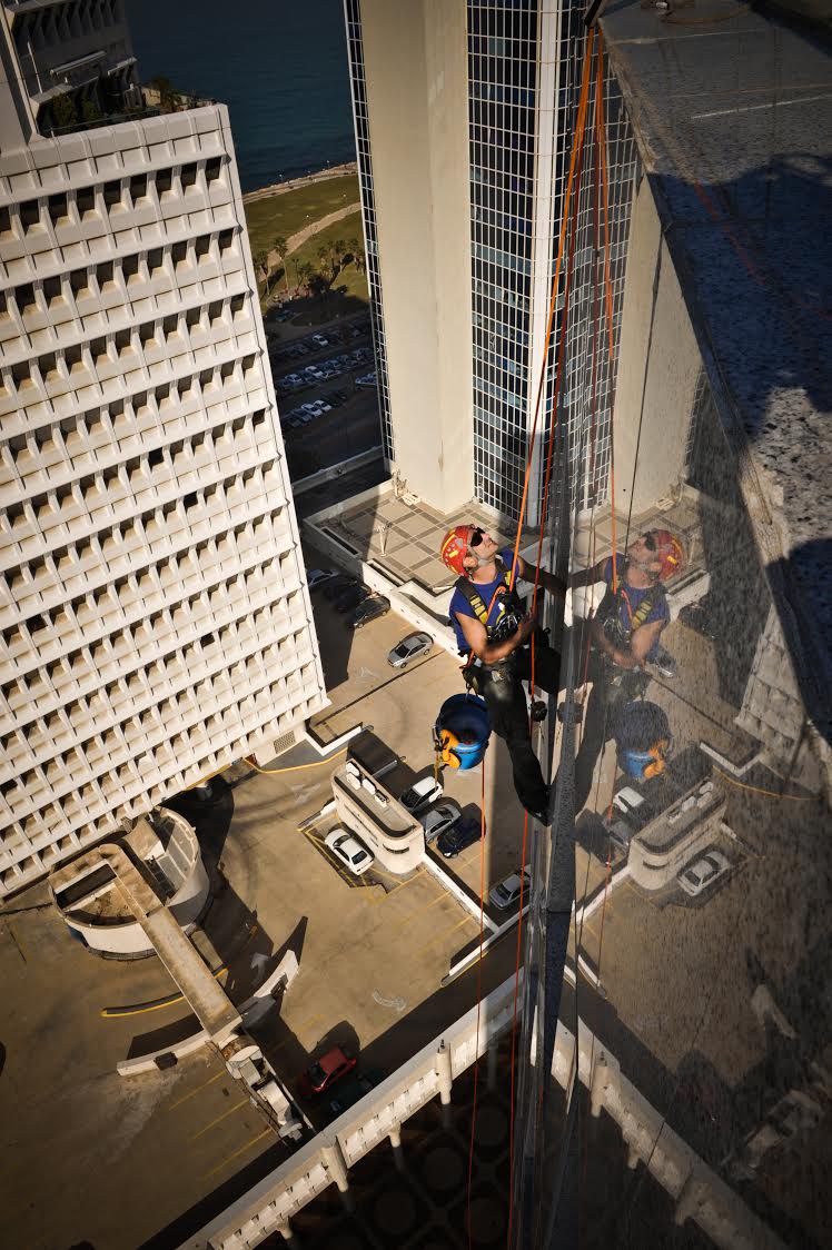 עבודות בגובה באזור המרכז והשרון