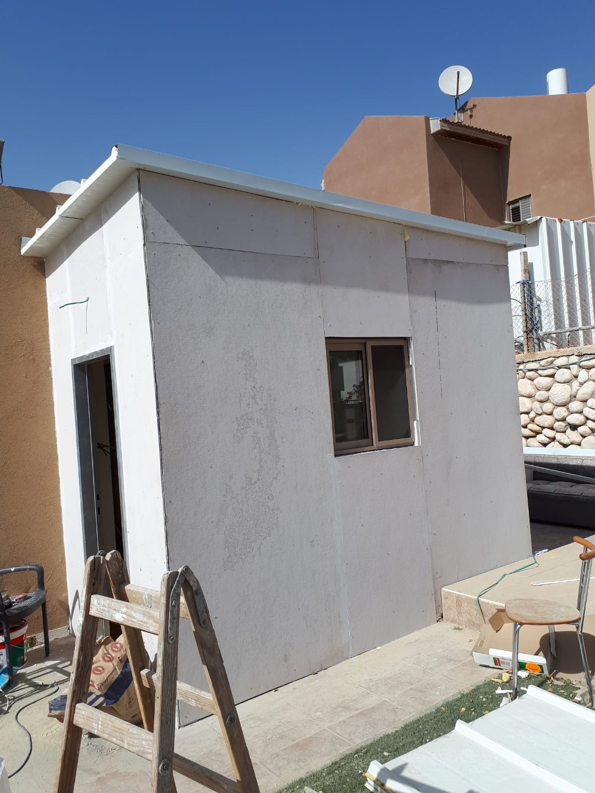 בניית תוספת חדר לבית קיים