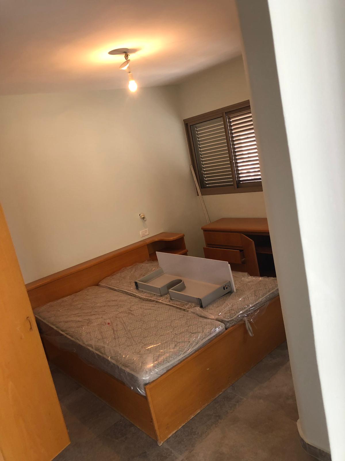 תוספת בניה שני חדרים על גג