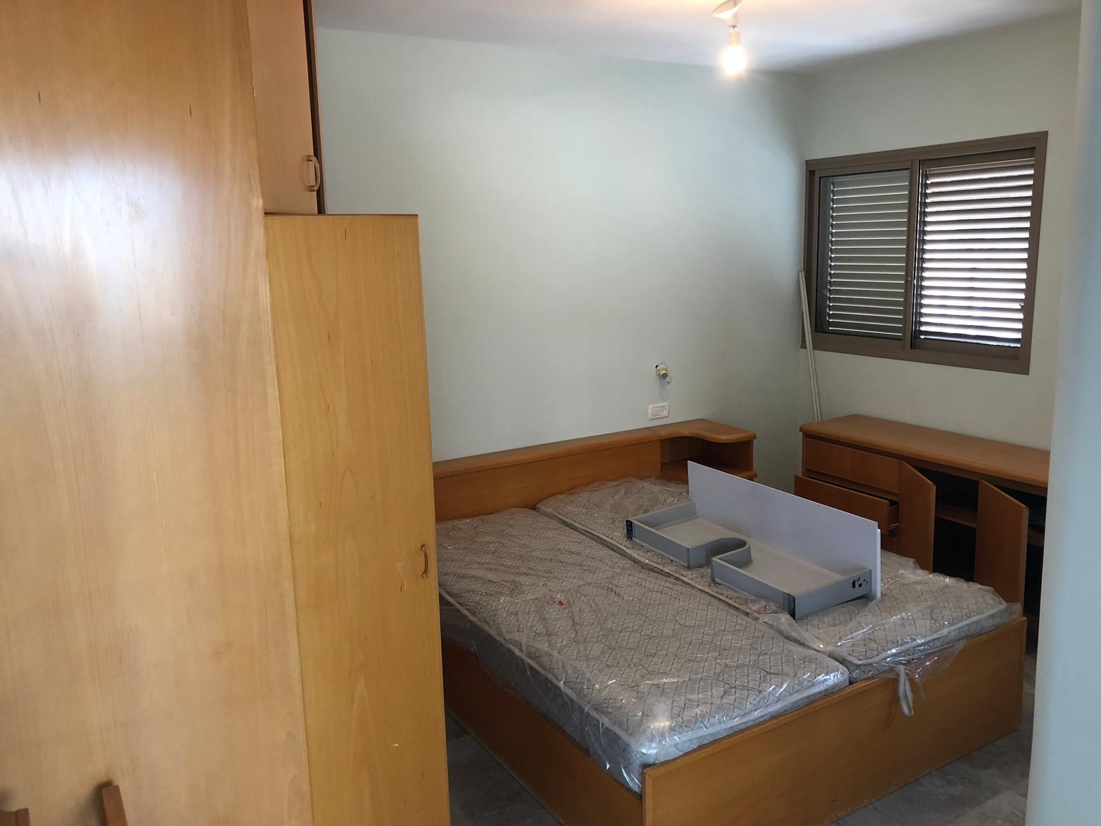 תוספת בניה שני חדרים על גג