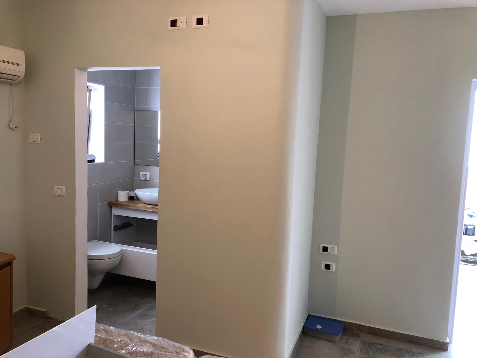 תוספת בניה שני חדרים על גג