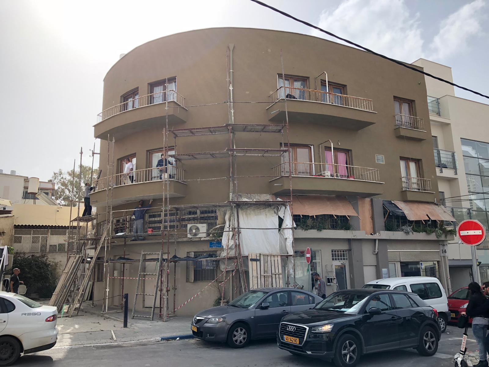 שיפוץ בניין חיצוני