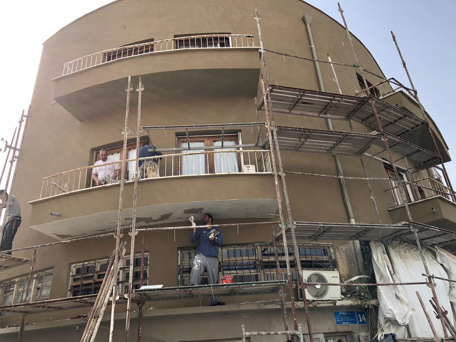 שיפוץ בניין חיצוני