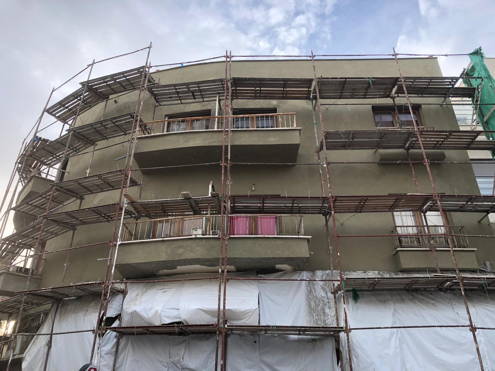 שיפוץ בניין חיצוני