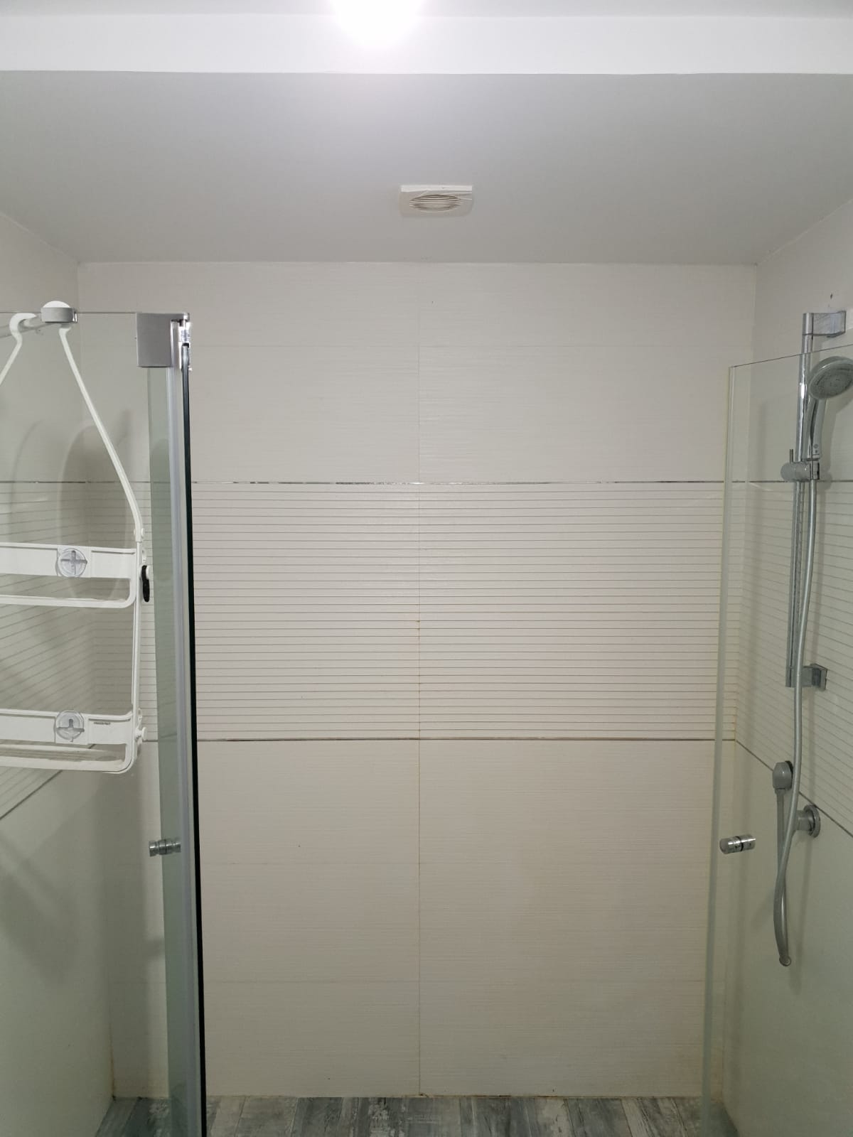 שיפוץ חדר אמבטיה ושירותים