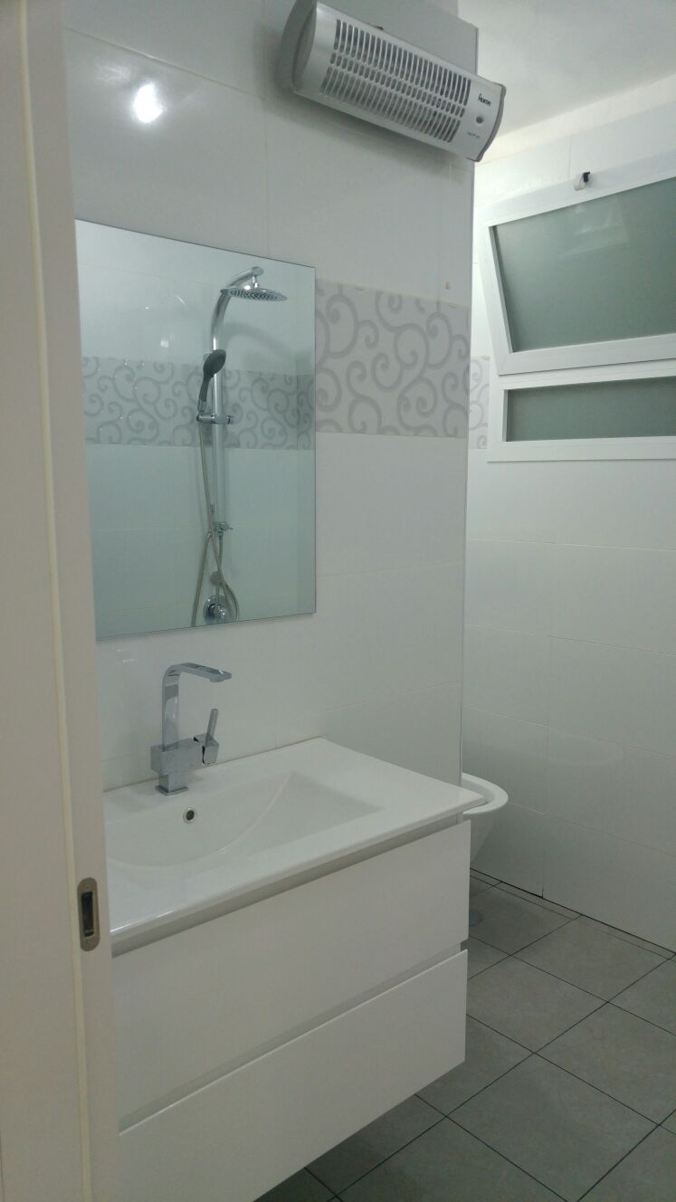 שיפוץ חדר אמבטיה ושירותים