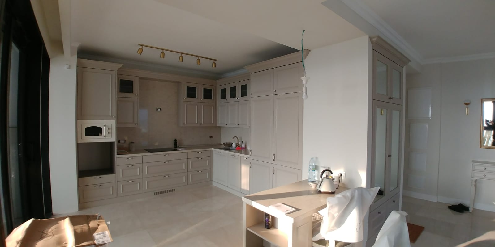 צילום מעבודה של יגאל ארנוביץ