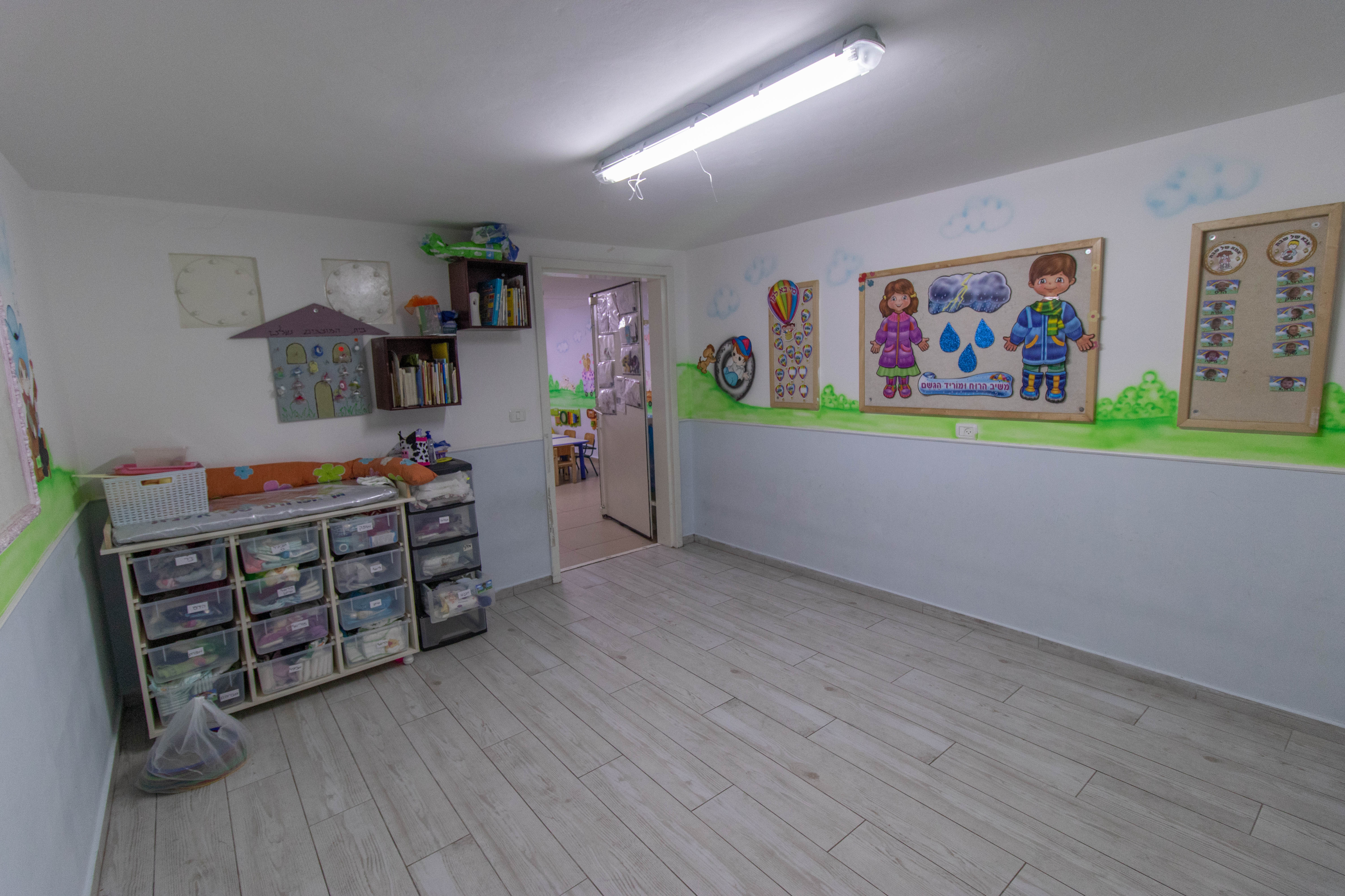 שיפוץ גן ילדים