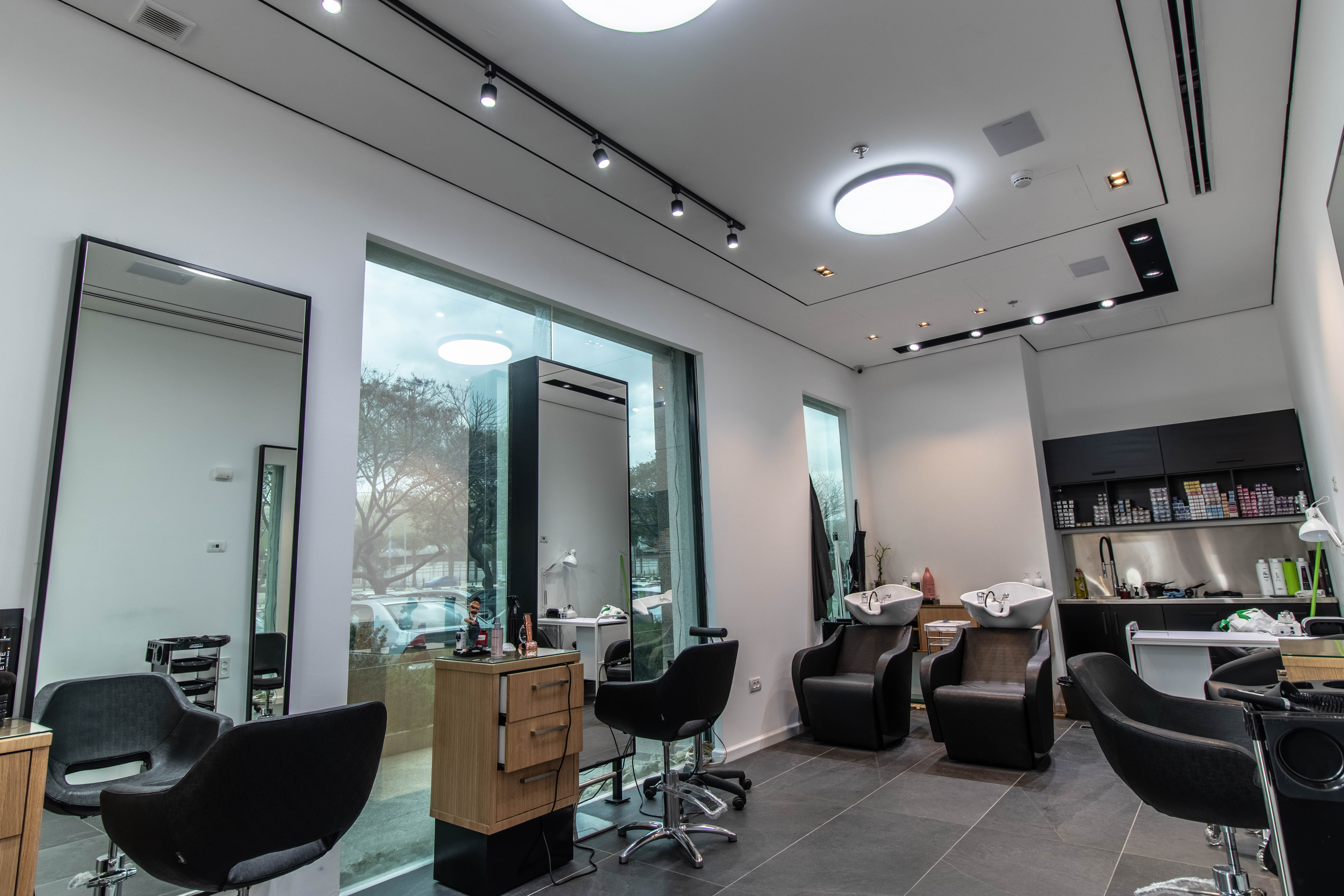 שיפוץ מספרה