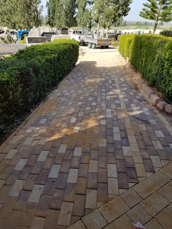 עבודות פיתוח וריצוף אבנים משתלבות