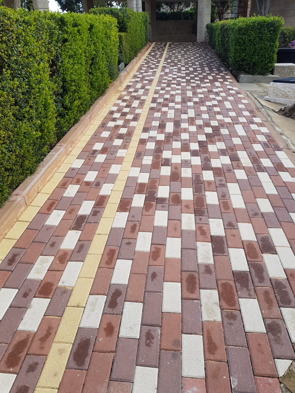 עבודות פיתוח וריצוף אבנים משתלבות