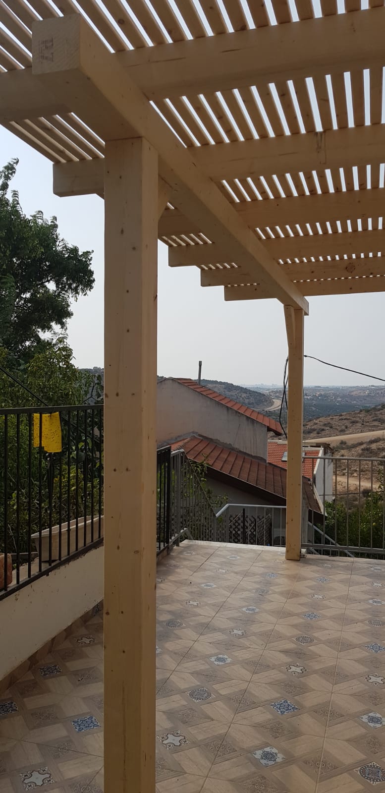 עבודות חצר וגינה