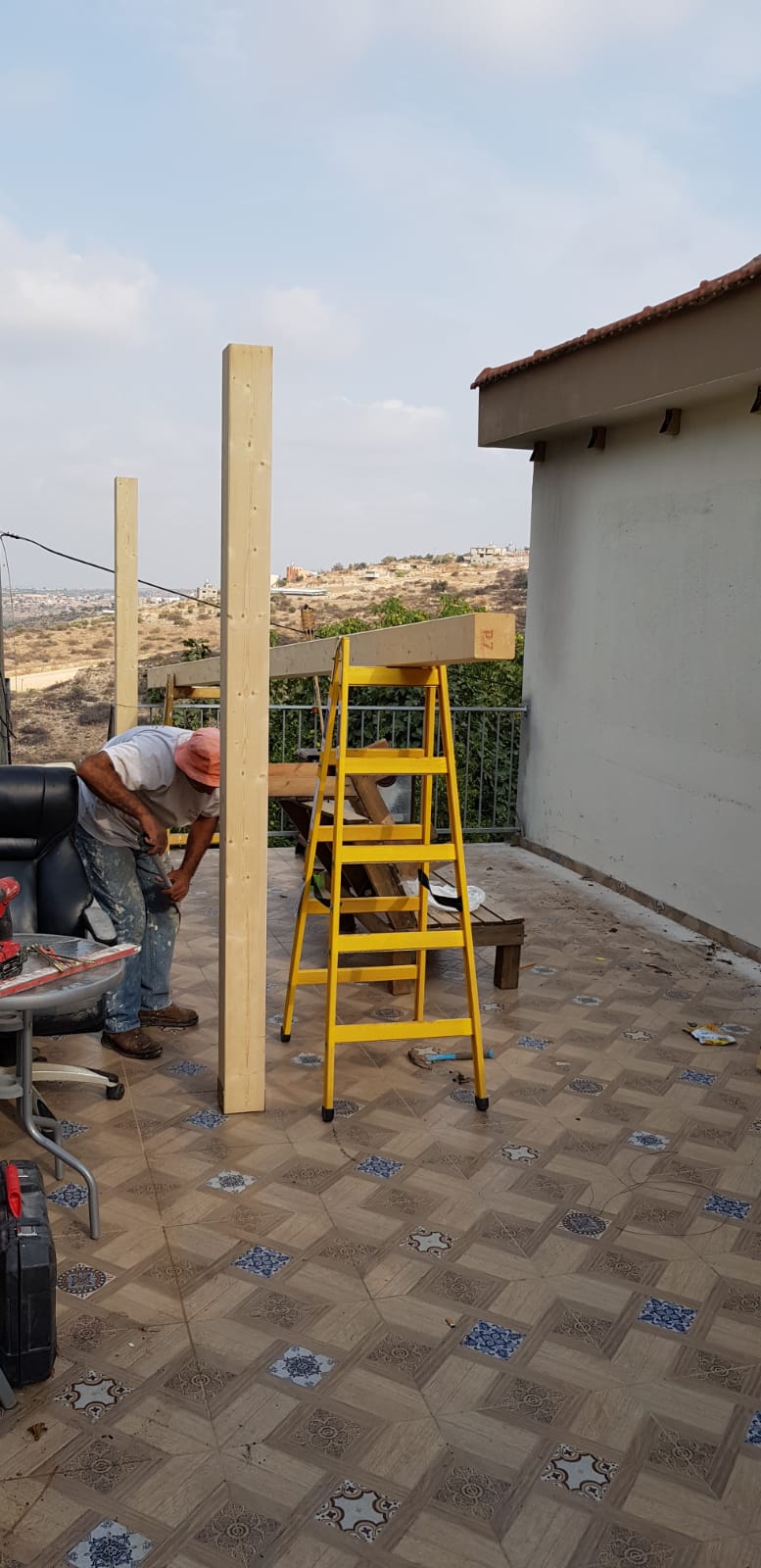 עבודות חצר וגינה