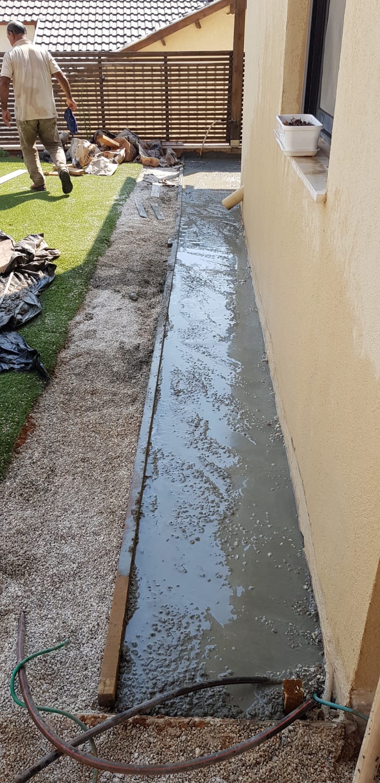 עבודות חצר וגינה