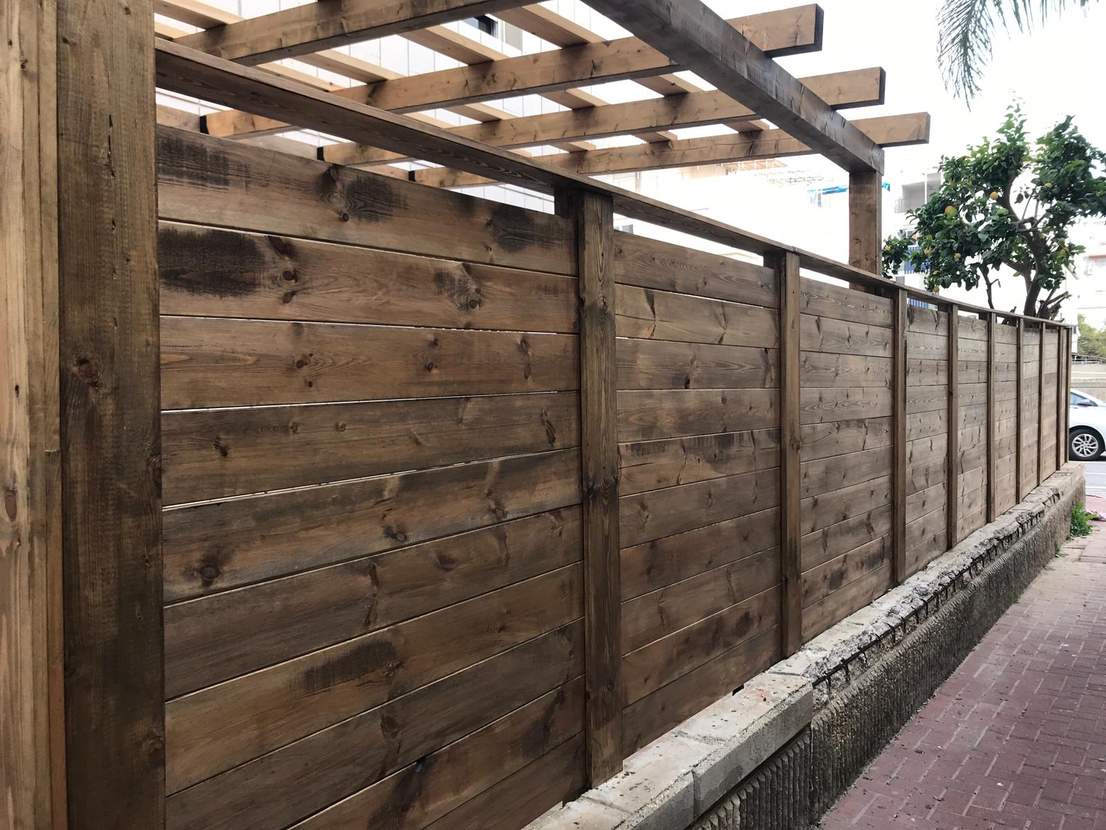 צילום מעבודה של מאור מאושר